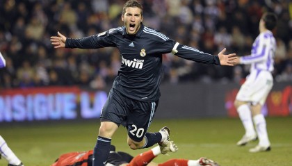 爱游戏体育平台-独行侠在海外建立青训中心，发掘国际潜力新星，独行侠2021首轮签