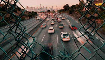 爱游戏在线玩-_防守如铁壁,尼克斯锁死快船_,尼克斯防守效率